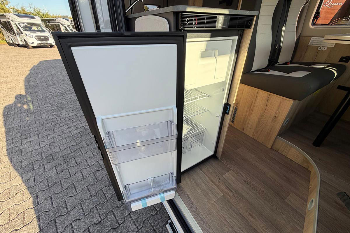Miller Van 600 neu in weiß