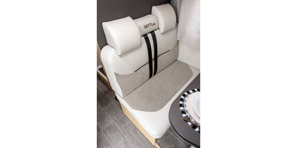 Wohnmobil Giottiline Compact Cx60 Innenansicht