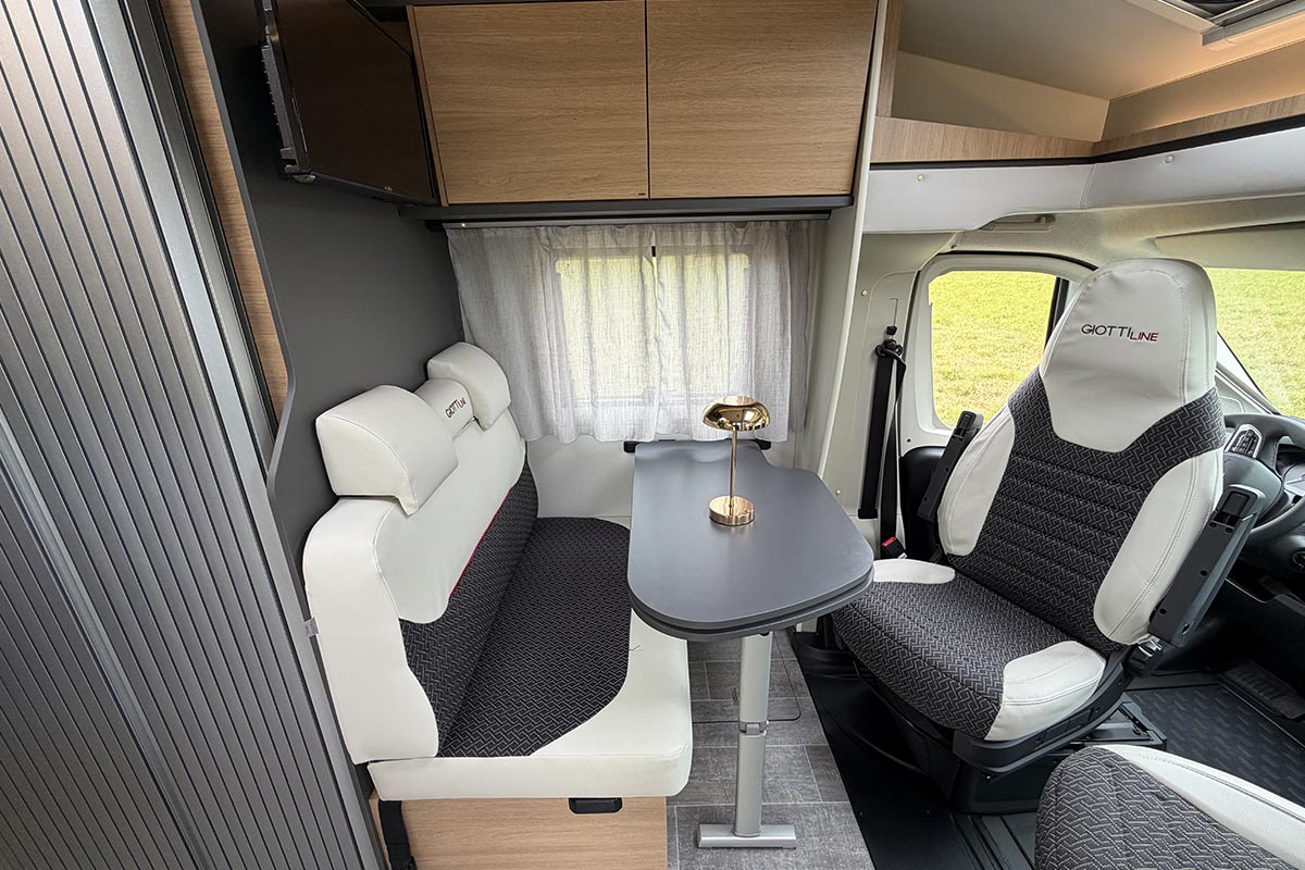 Wohnmobil Giottiline Compact Privilge CX69 teilintegriertes reisemobil