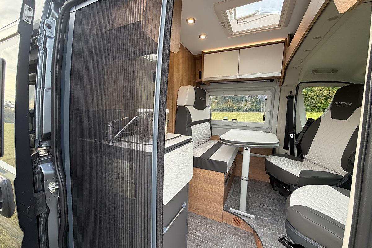 Reisemobil GiottiVan 64G Aussenansicht